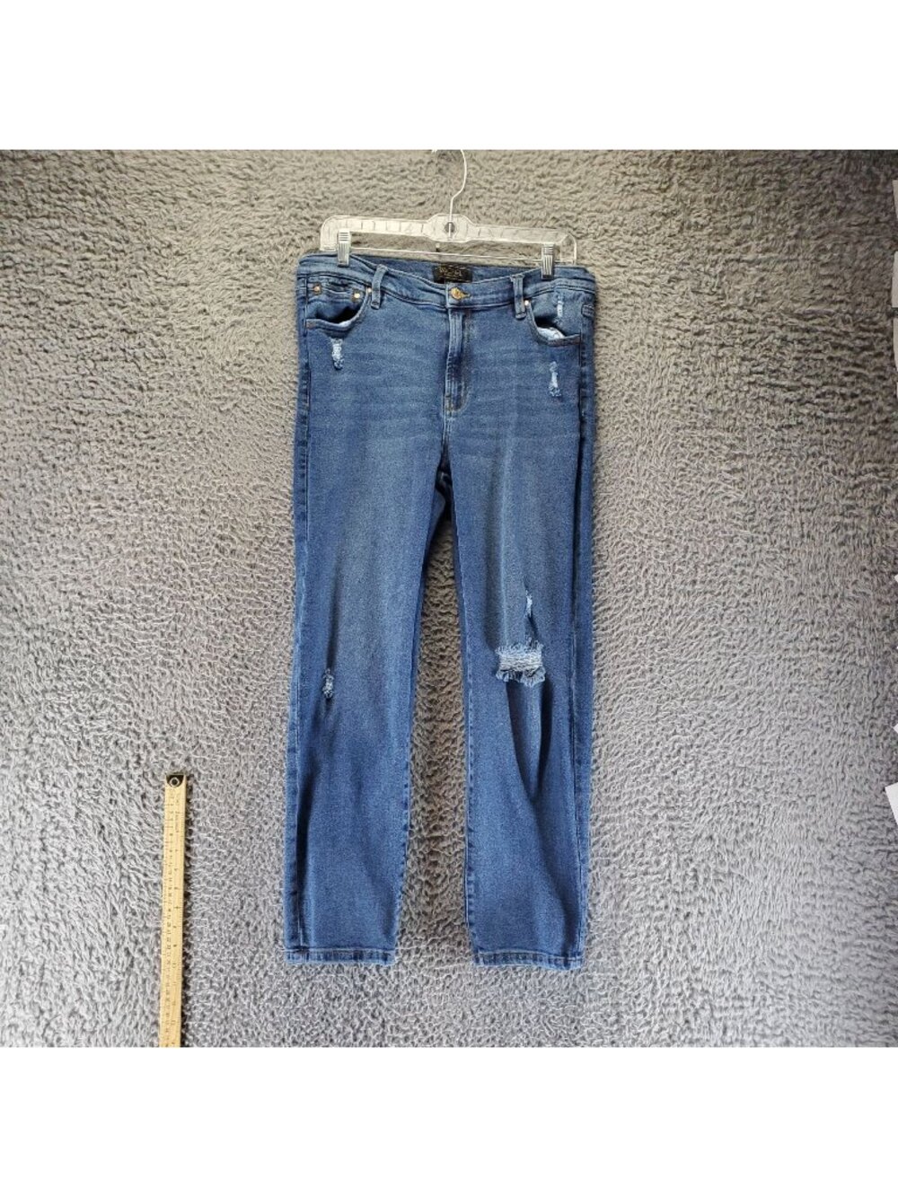 Rachel Roy Jeans Womens Size 12/31 Distressed Blue Denim Skinny Stretch *Read*